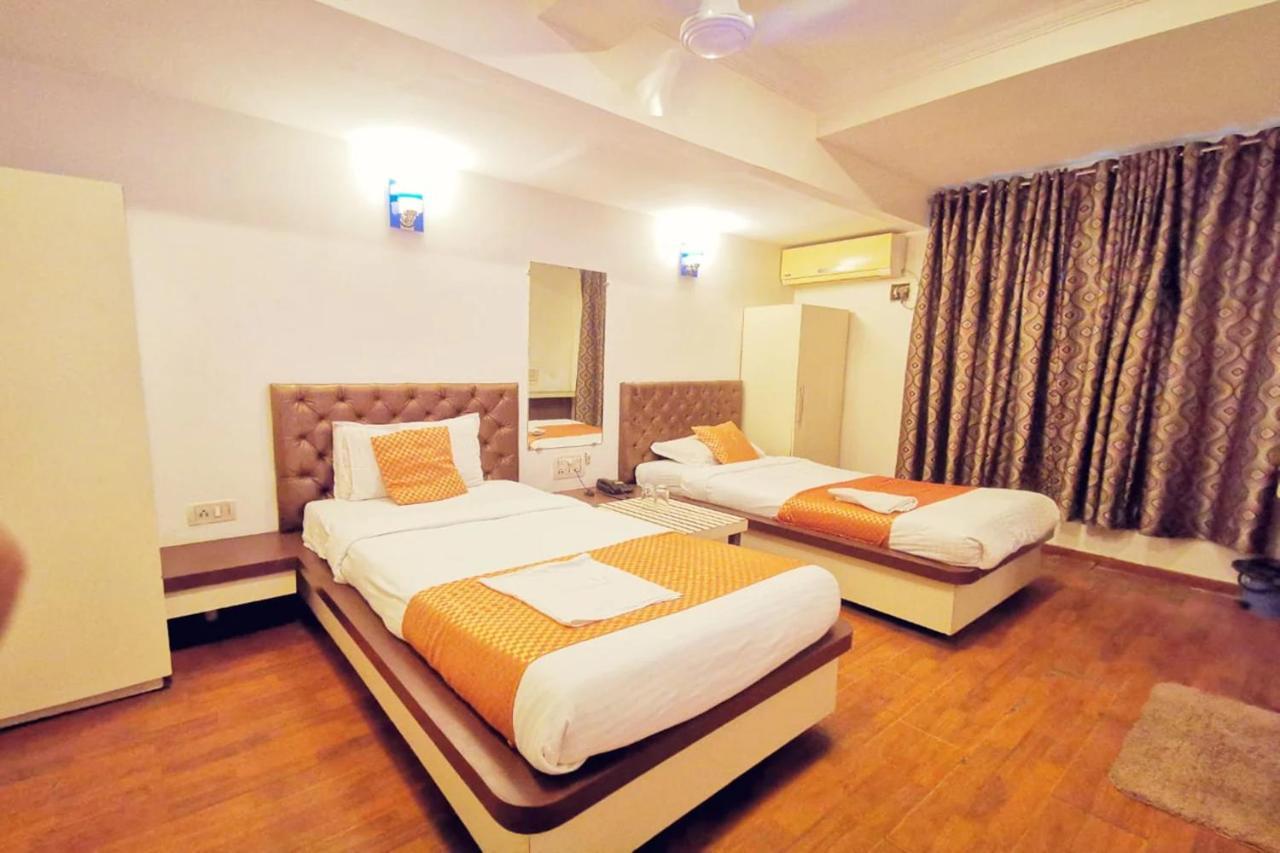 Hotel Neelkiran Navi Mumbai Exterior photo