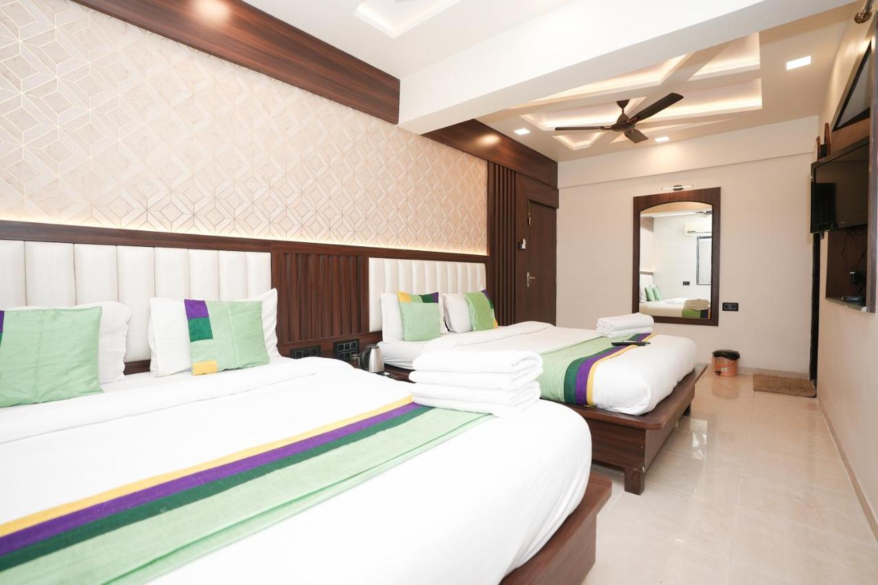 Hotel Neelkiran Navi Mumbai Exterior photo